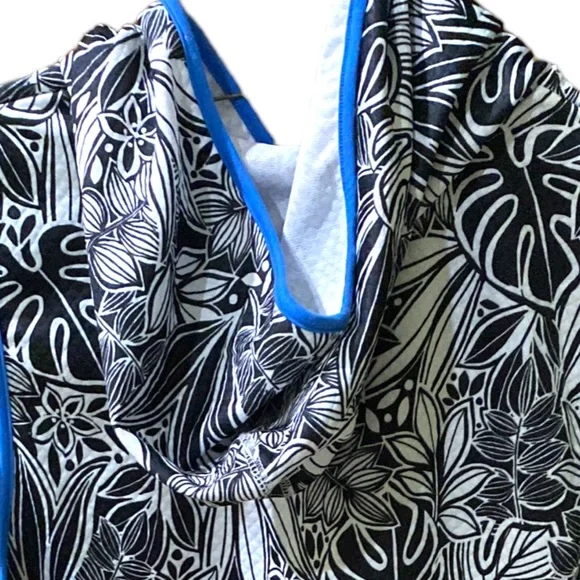 Ruby Rd. Hooded Vest - Picture 8 of 16